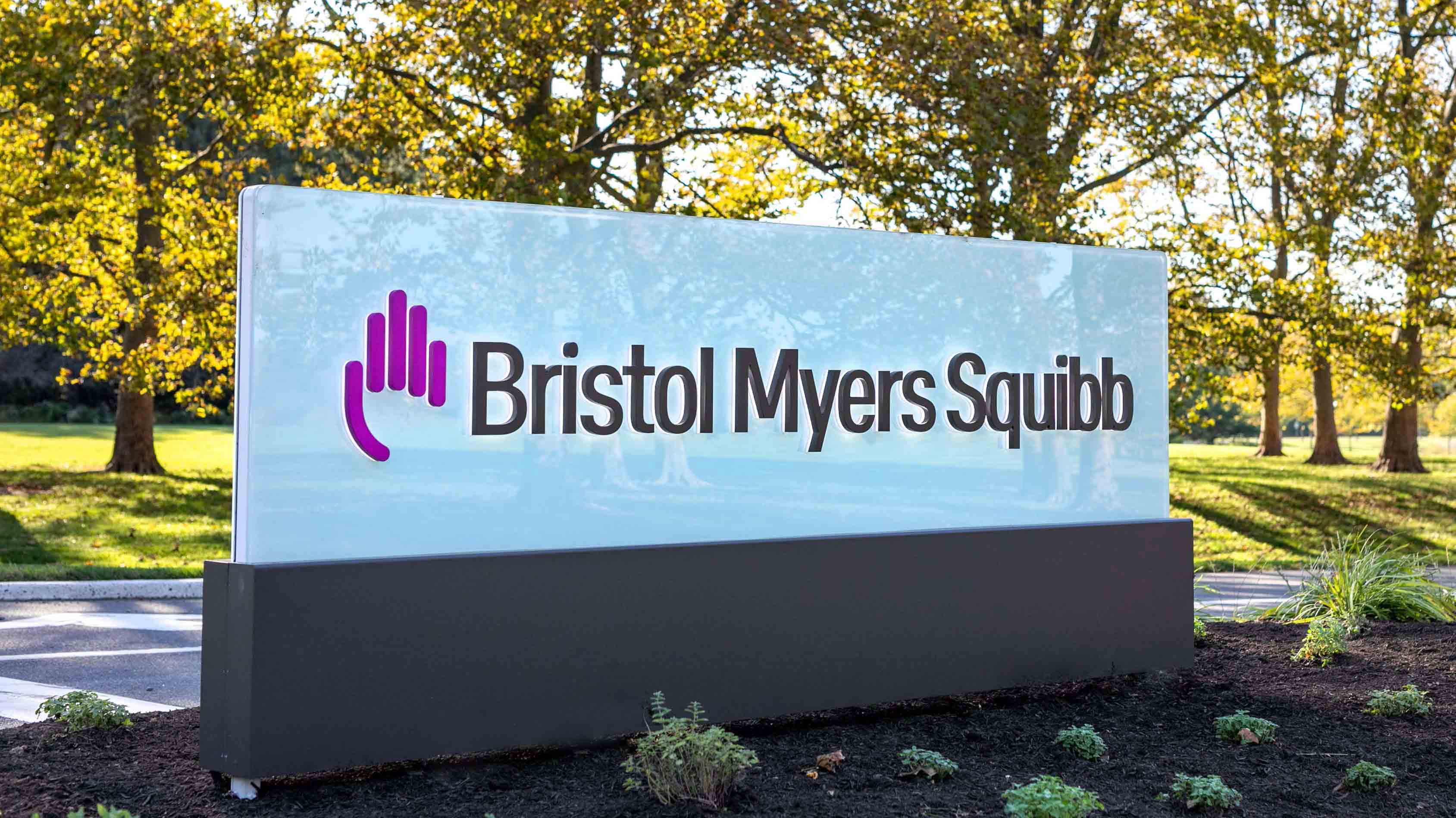 BMS-media-sign Top 10 highest grossing drugs in 2024: Keytruda dominance continues